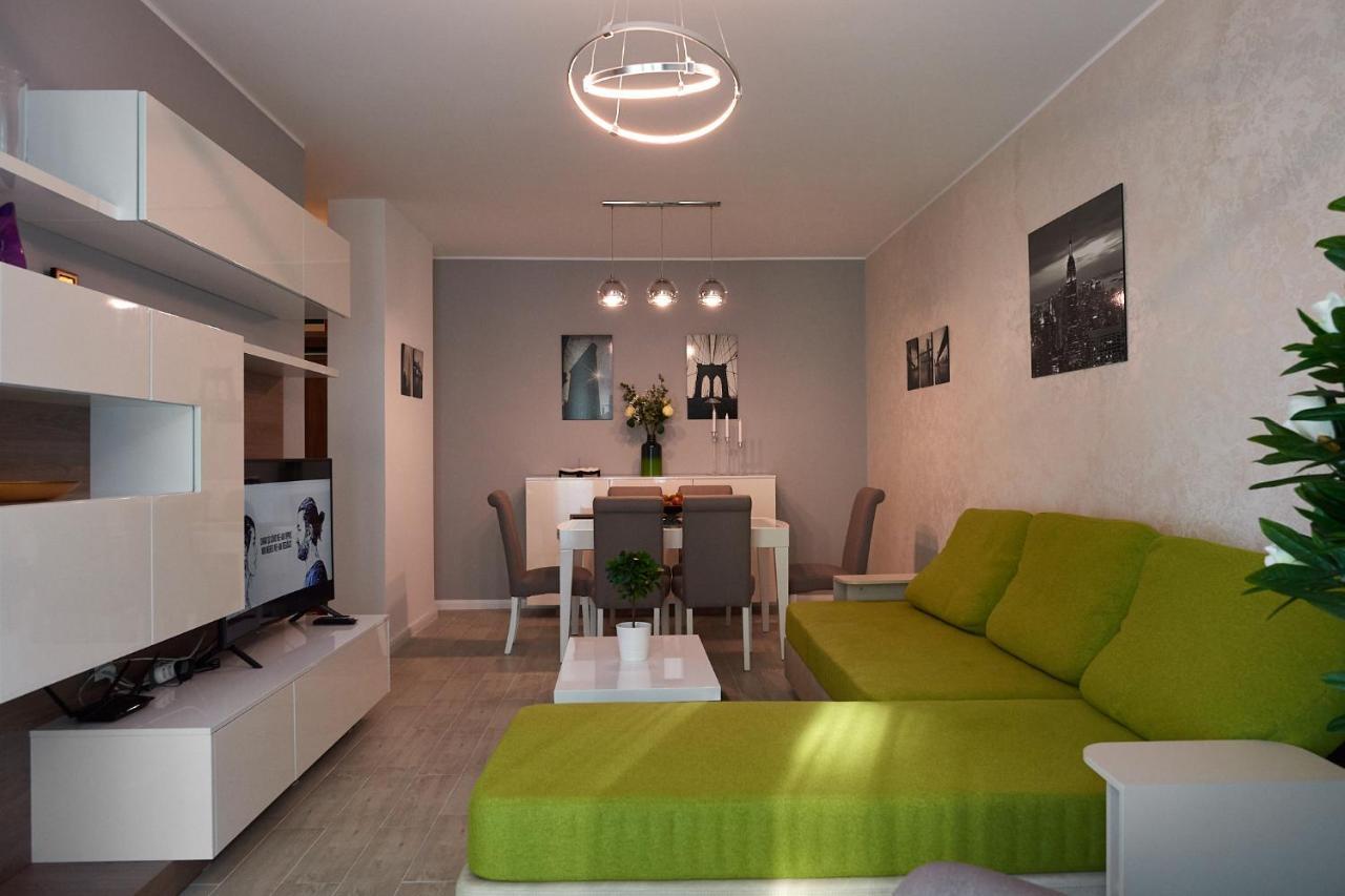 Ambient Holiday Apartment Beach Resort Năvodari Eksteriør bilde